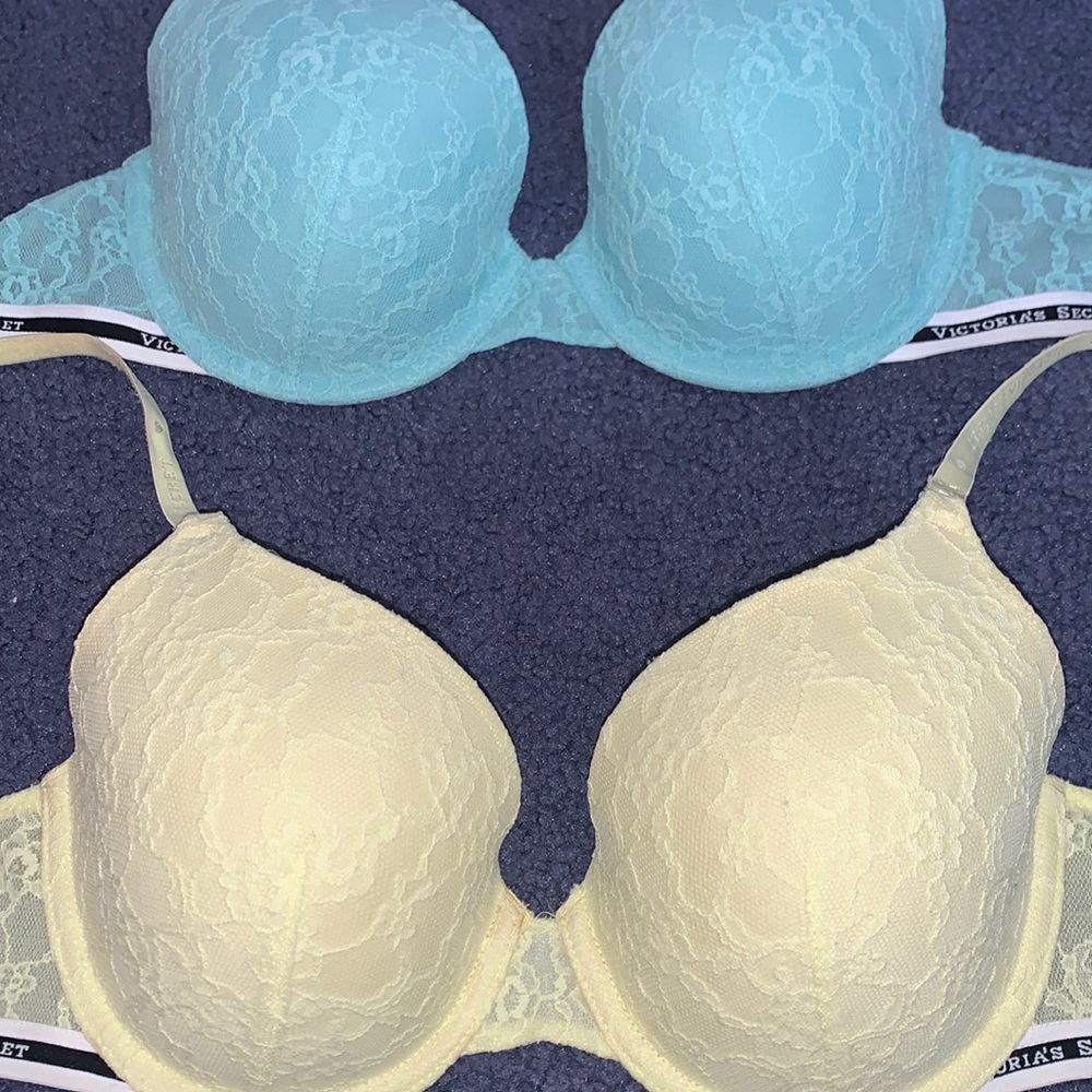 2 Victoria’s Secret bras - Picture 2 of 11